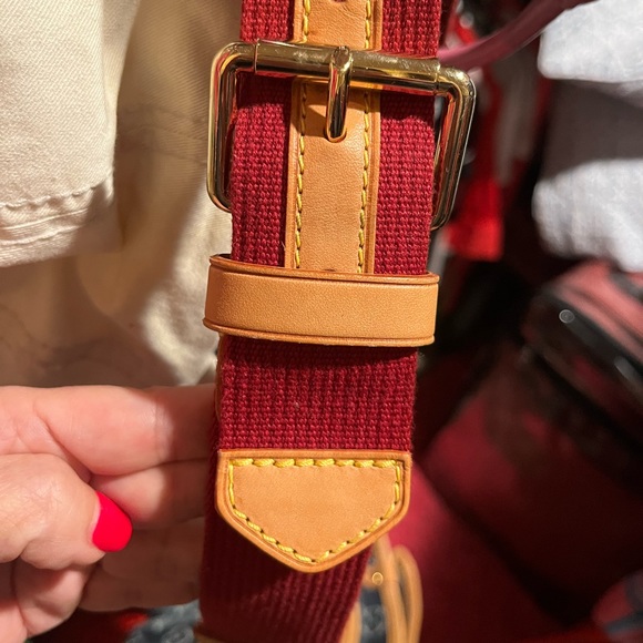 Authentic Limited Edition Louis Vuitton Denim Cruise Porte Epaule Raye Bag ๐ ๐ฅ - Picture 13 of 16